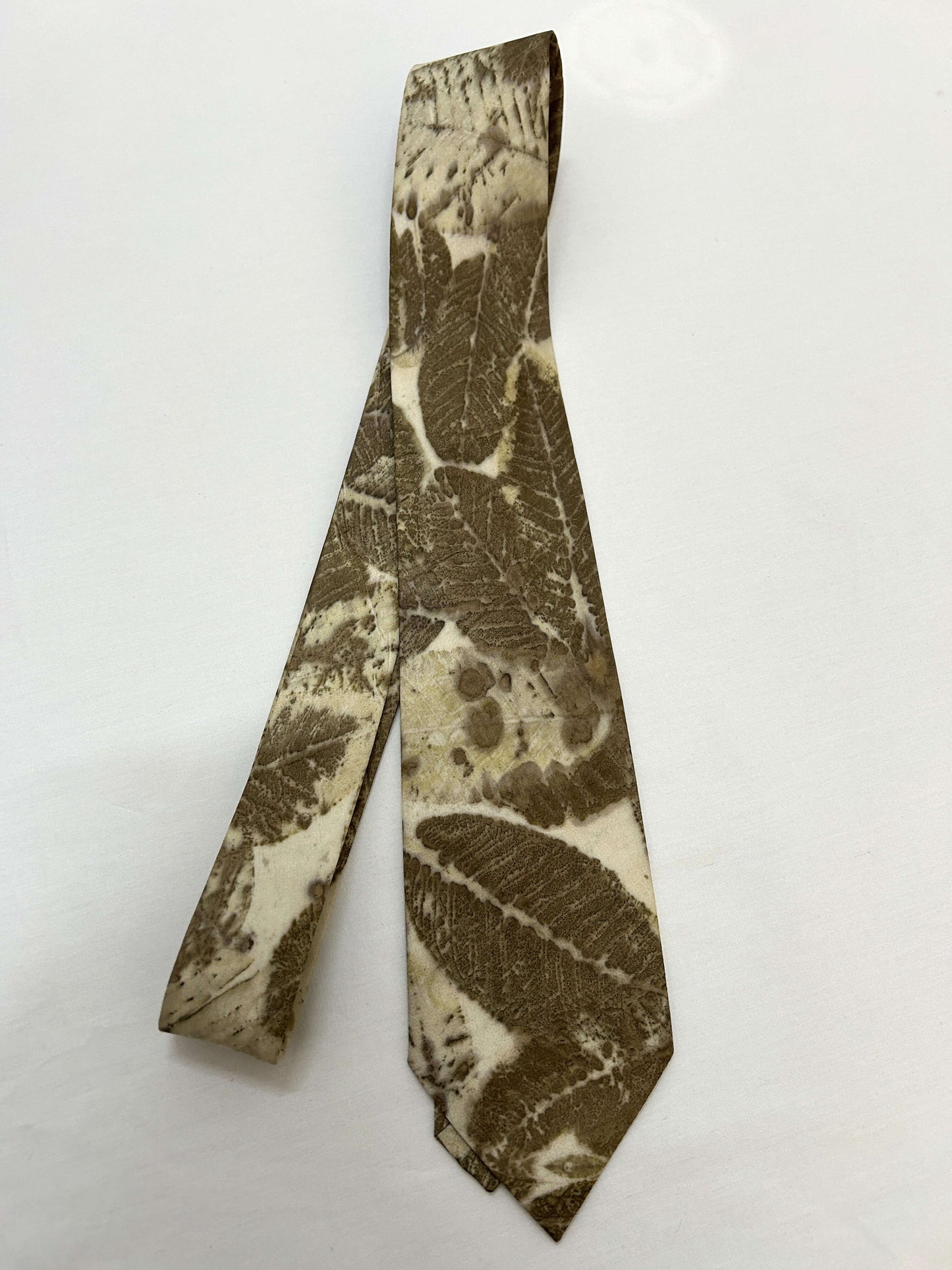 Rhapsody Knot Ecoprinted Pure Silk Tie and Pocket Square