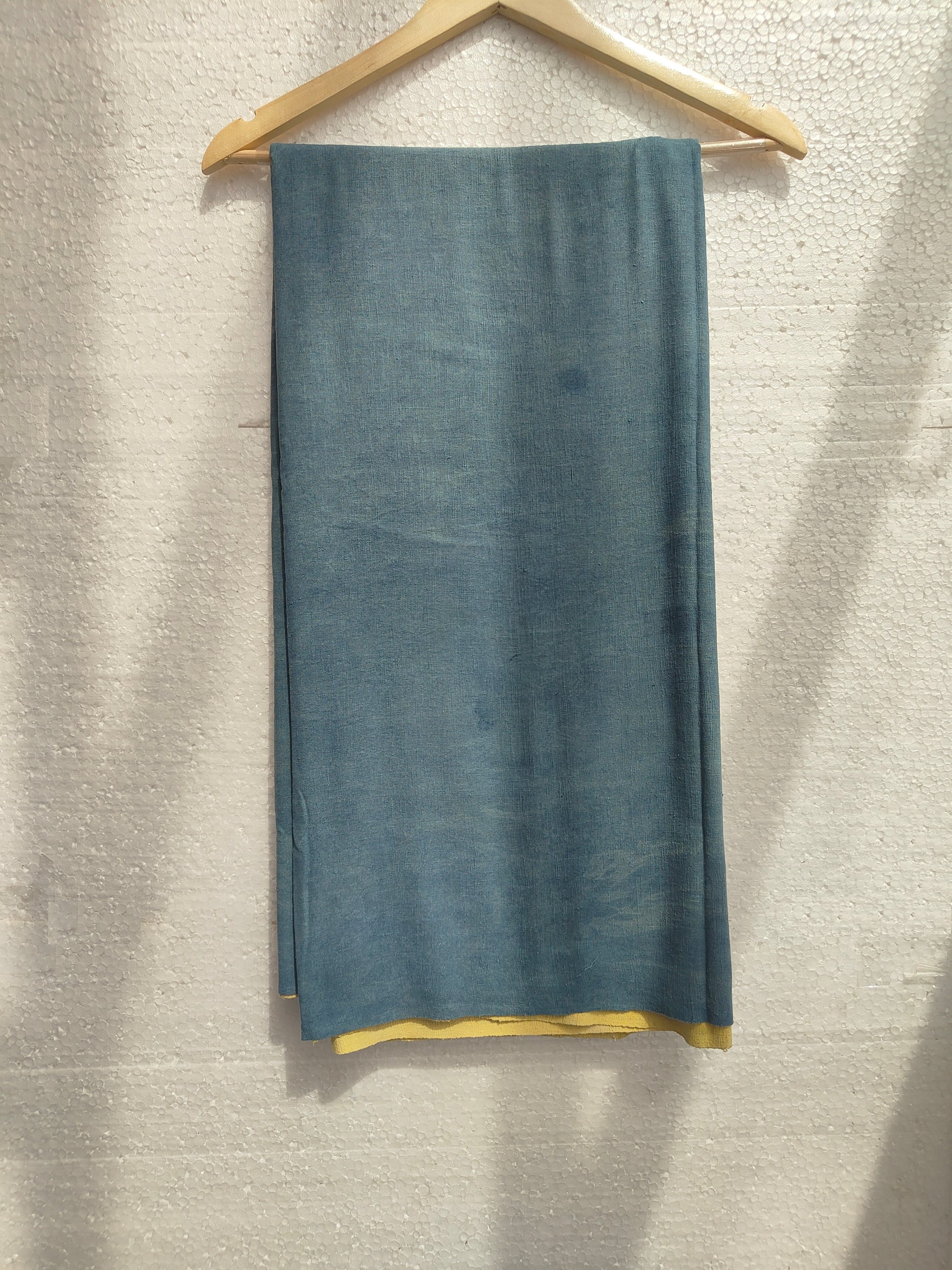 Castor Hymn Ahimsa (Eri) Silk Shawl XL
