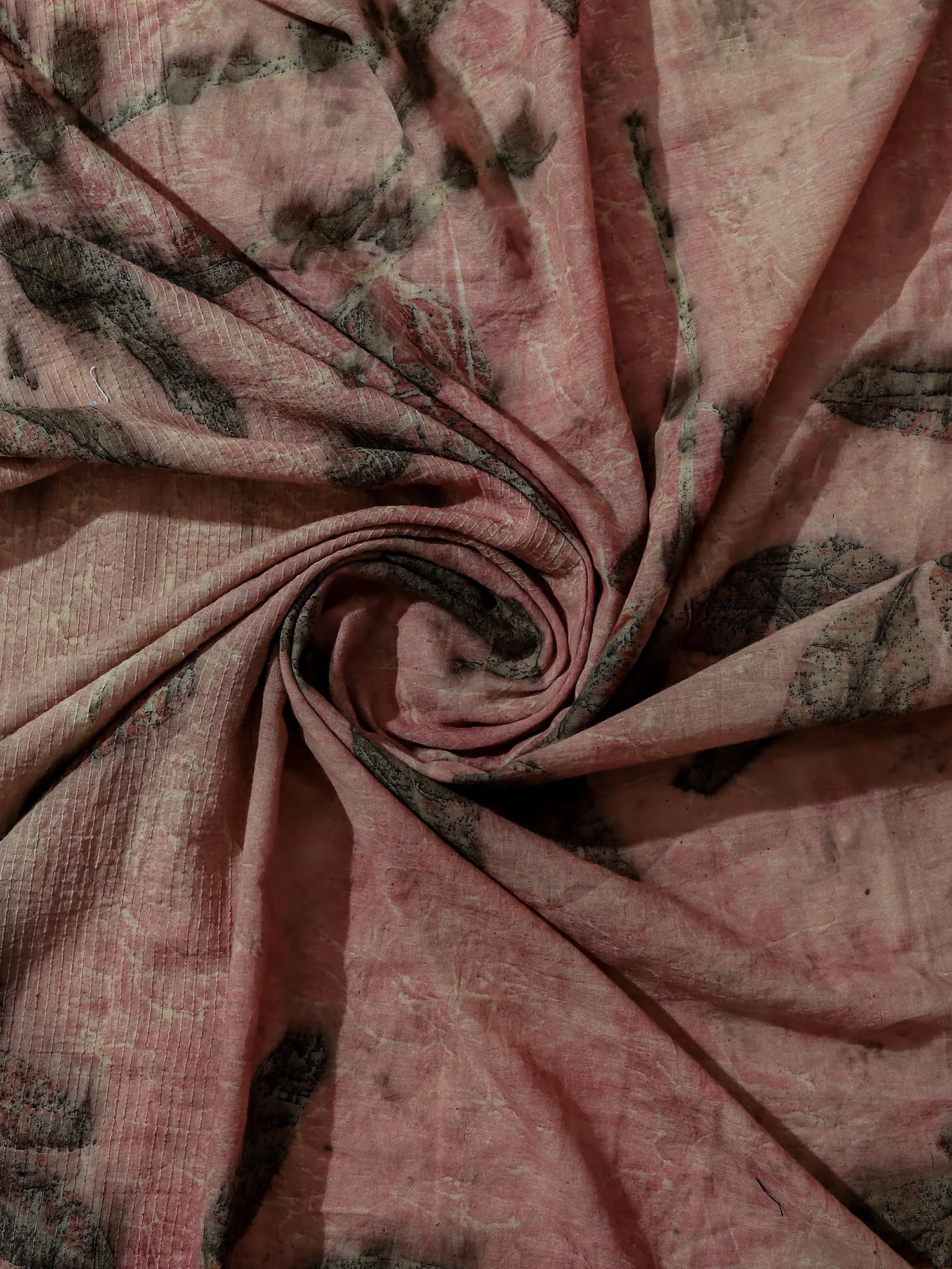 Round view of Eucalyptus Ecoprinted Mist Mulmul Cotton Saree kokikar