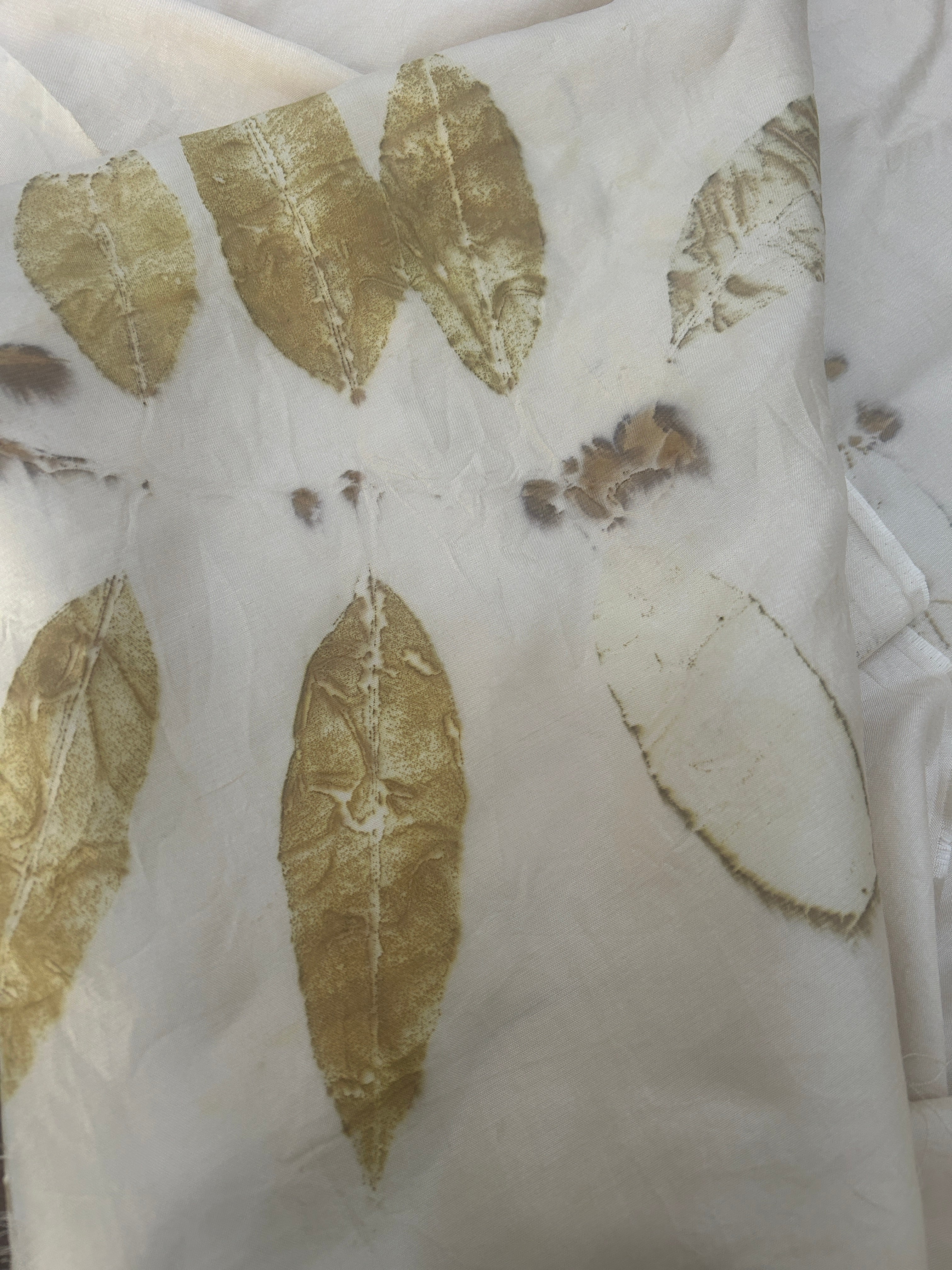 ECO-PRINTED HANDSPUN PURE SILK FABRIC WITH LEAF PATTERNS