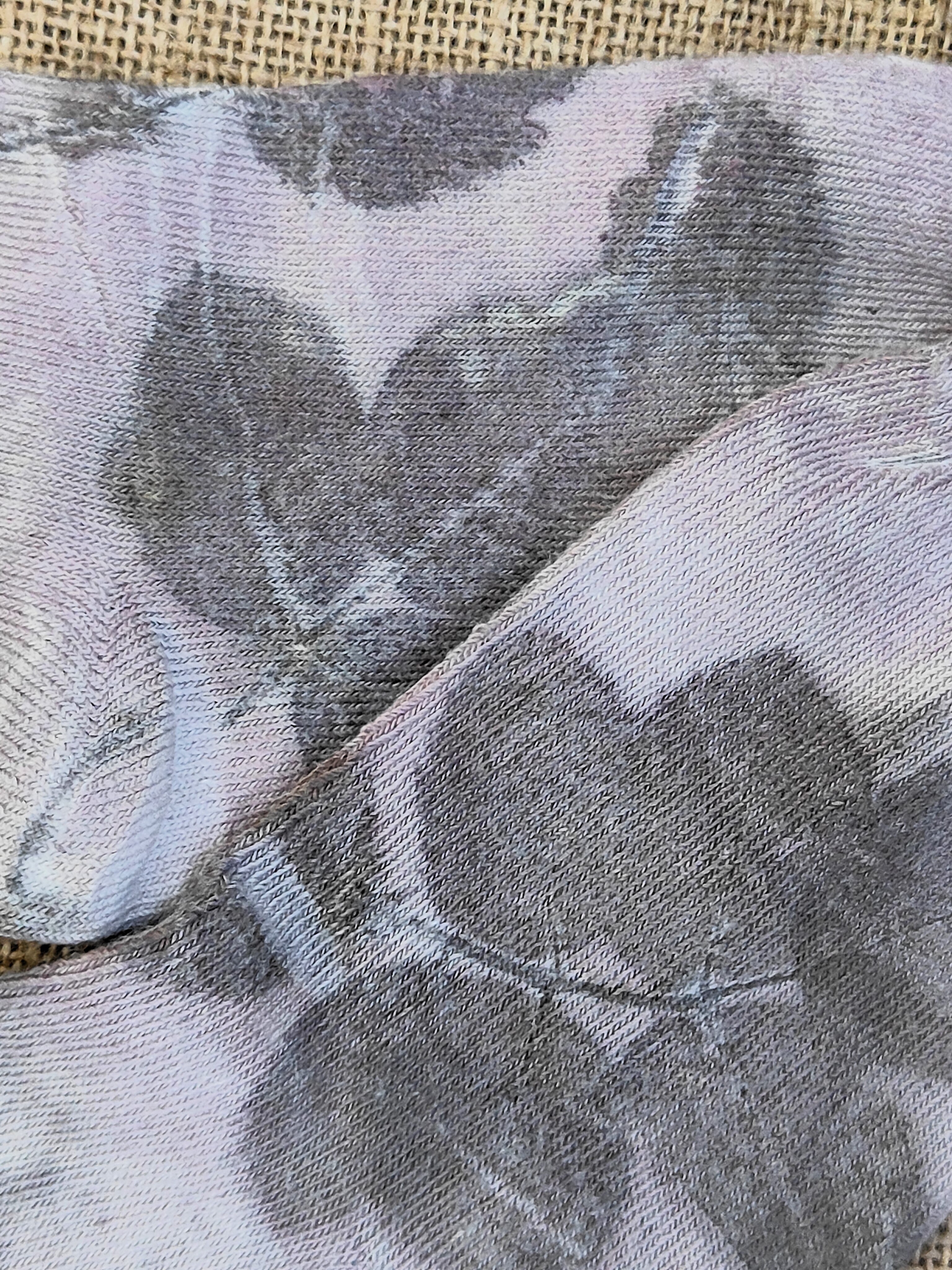 Closeup of Rosy Toes Pure Cotton Ecoprinted Socks kokikar 