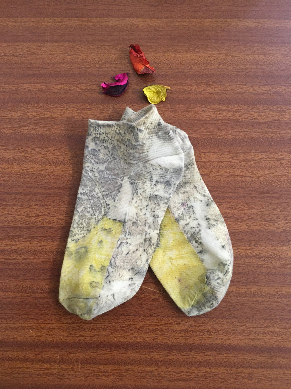 Marigold Filled Cotton Socks