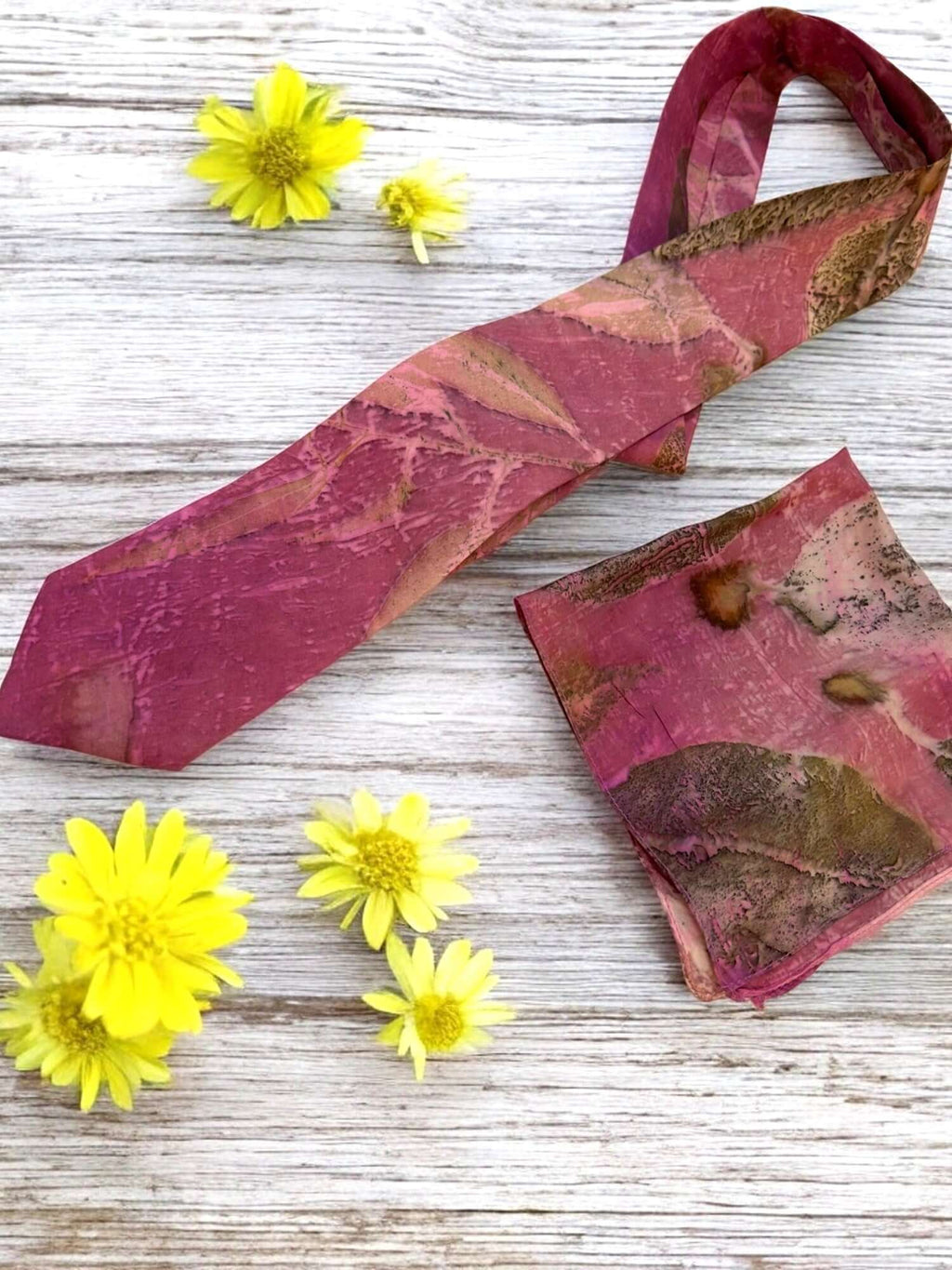 Veena Vibe Ecoprinted Pure Silk Tie and Pocket Square
