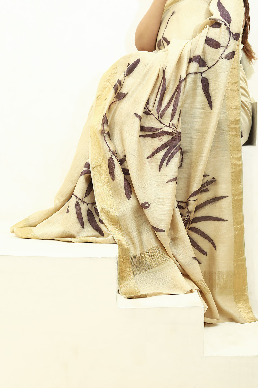 Close up of Lavender Ecoprinted Muga Silk Saree