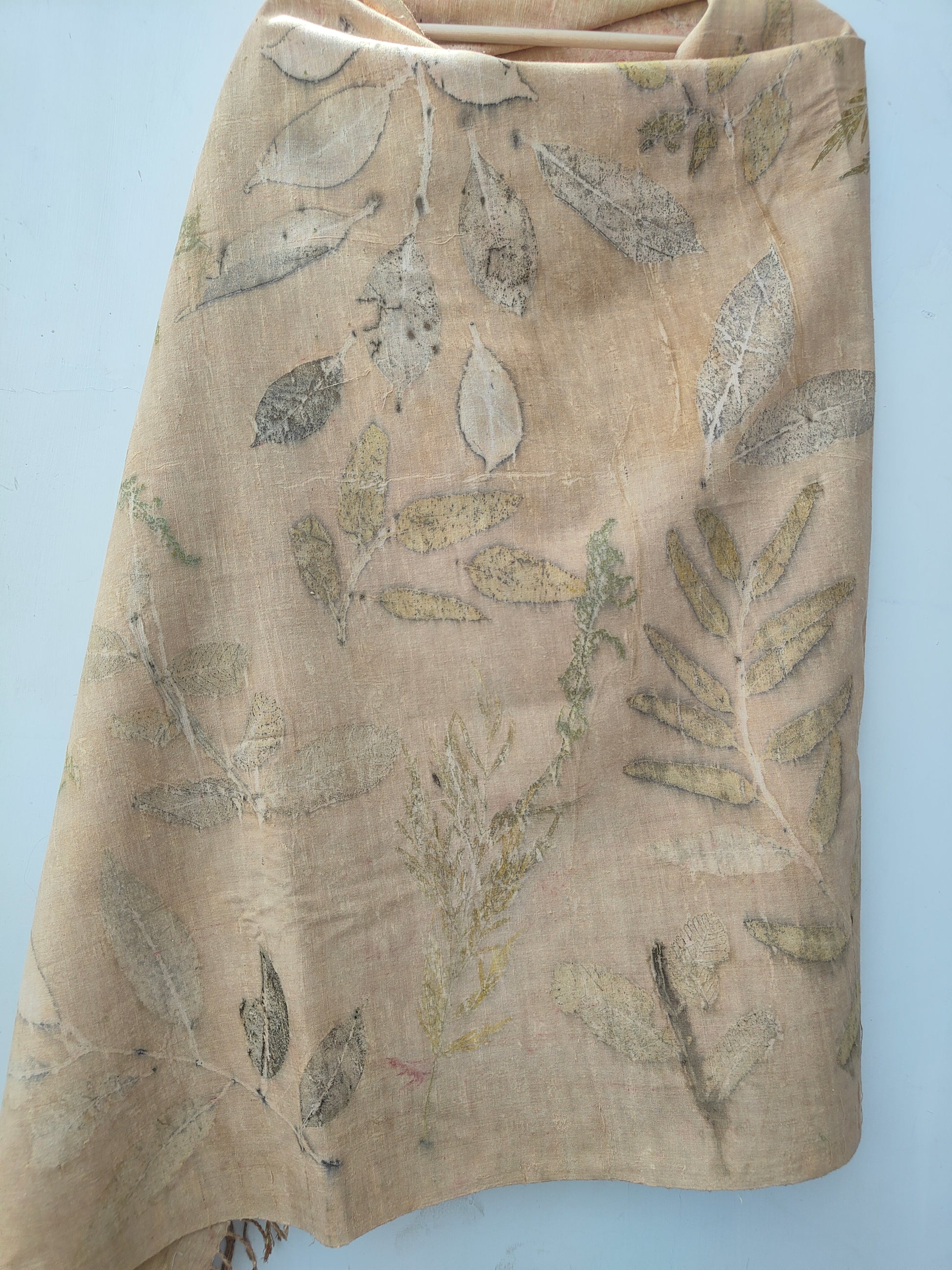 Ecoprinted seasonal leaves
