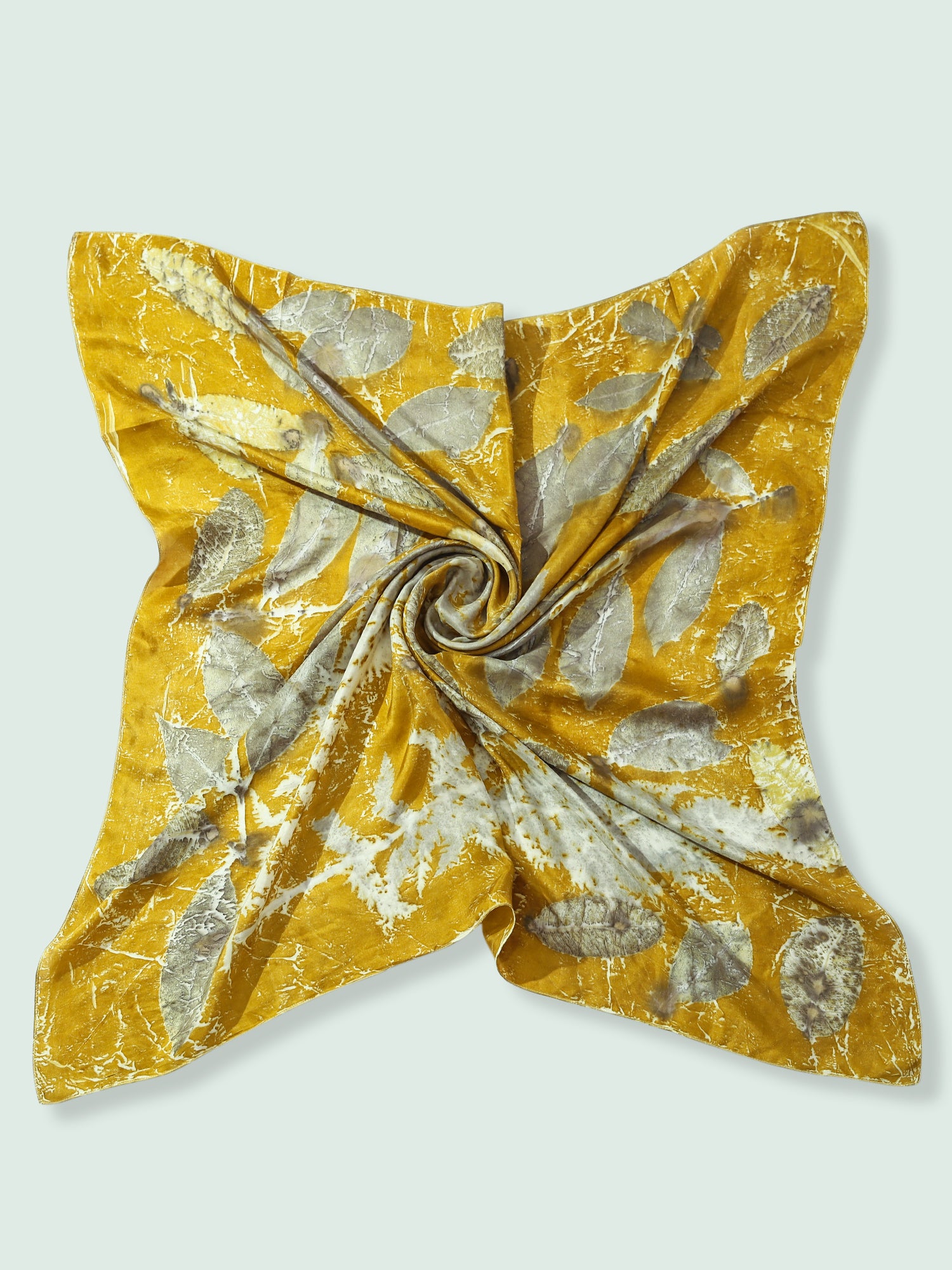 Square scarf