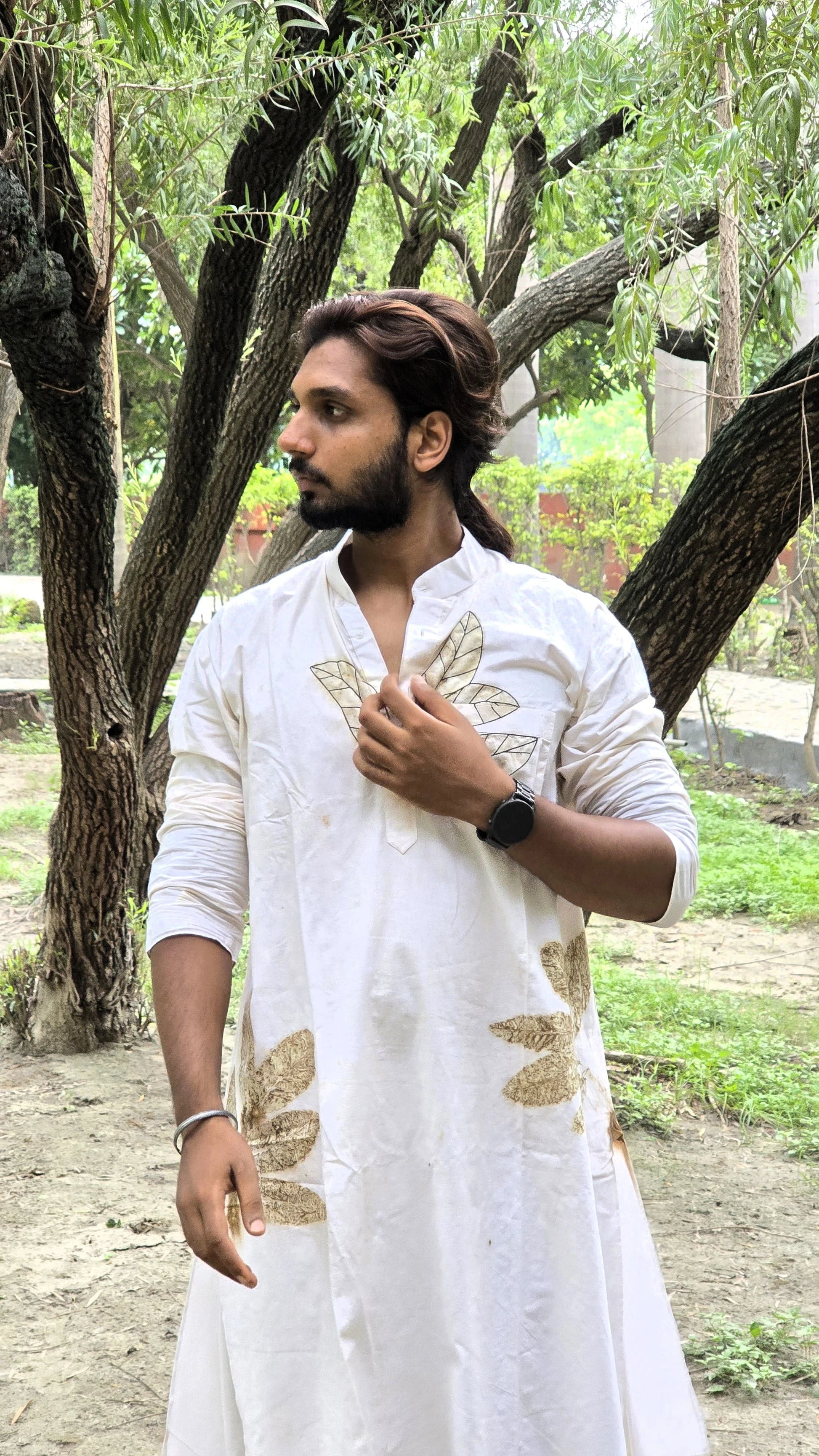White Floral Threaded Cotton Long Kurta men kokikar