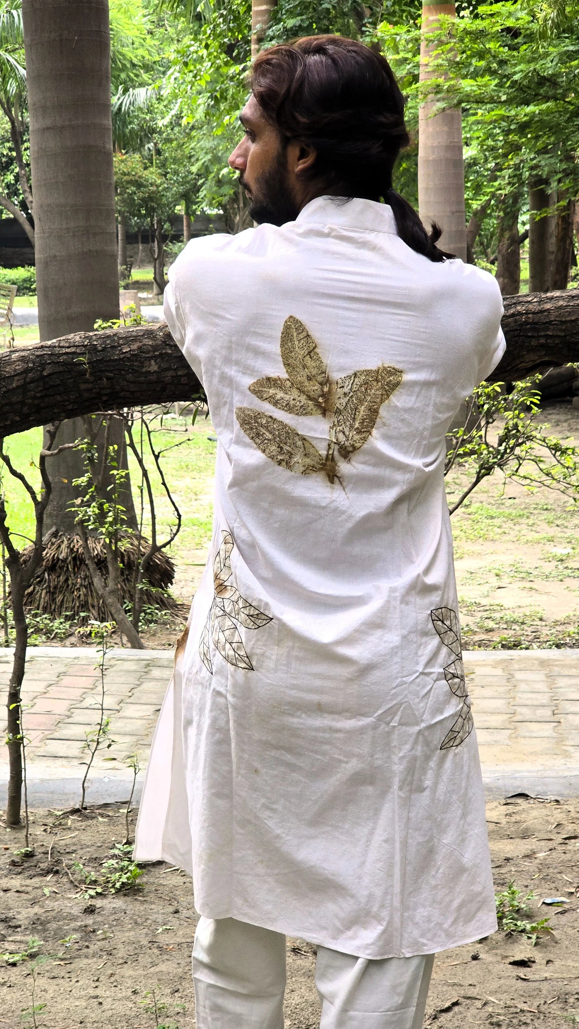 White Floral Threaded Cotton Long Kurta back kokikar